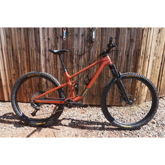 Top Fuel 9.8 - Medium/Large