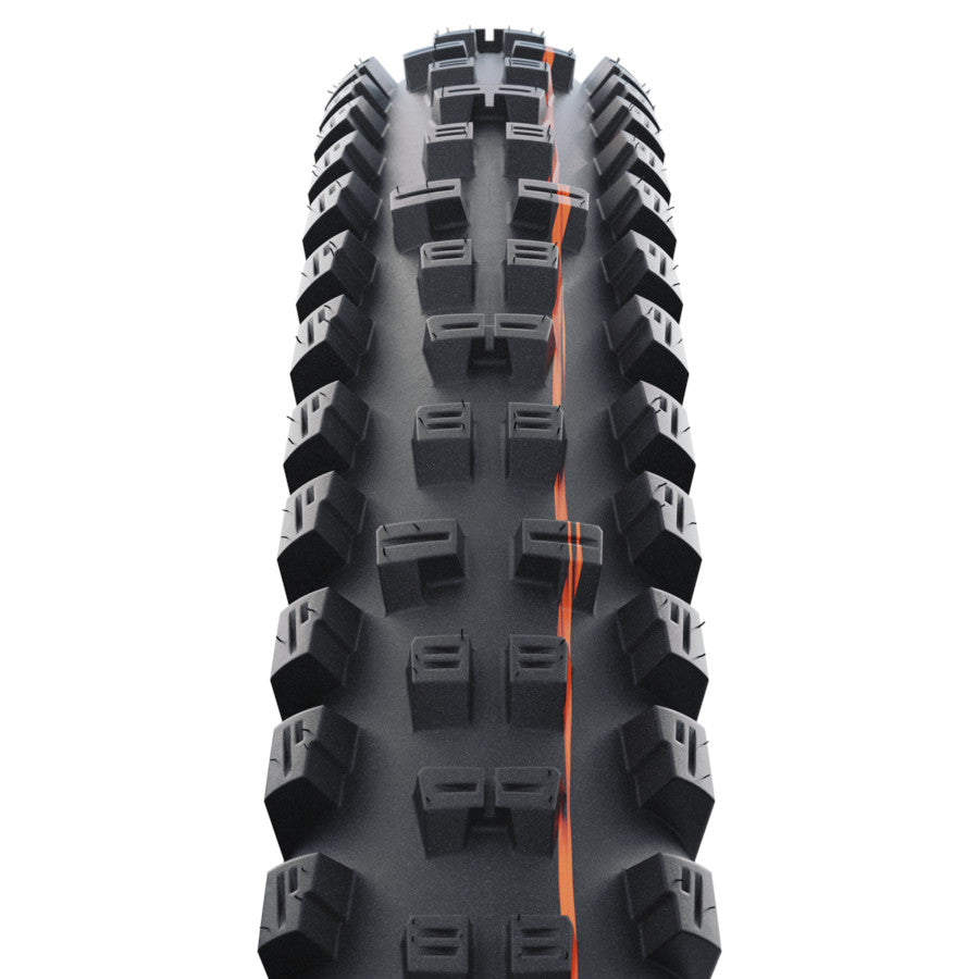 Tacky Chan Radial Tire