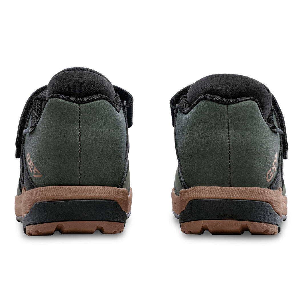 SH-GE900 Clipless Shoes